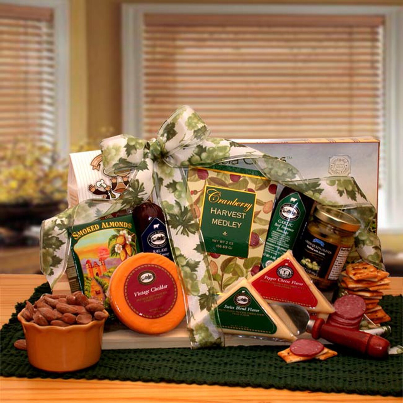 Gift Basket Drop Shipping Gift Basket The Tastes of Distinction Gourmet Gift Board